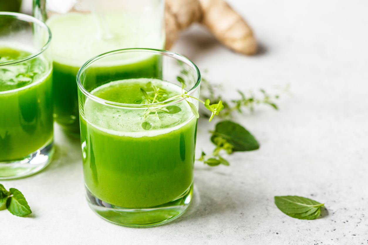 Cool Ginger-Mint Tummy Soothing Smoothie